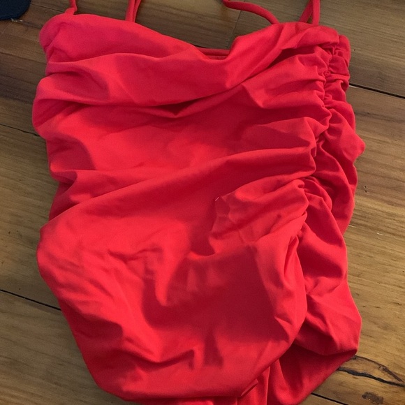 NEW Free People Belle The Label Maillot Red One Piece Swimsuit XSmall - Picture 3 of 5